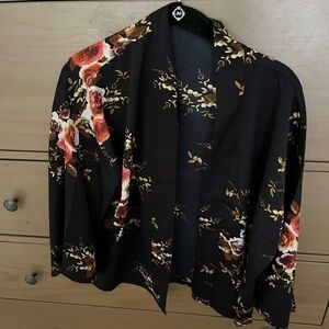 NWOT unbranded multi colored kimono with sleeves. Excellent condition. H…